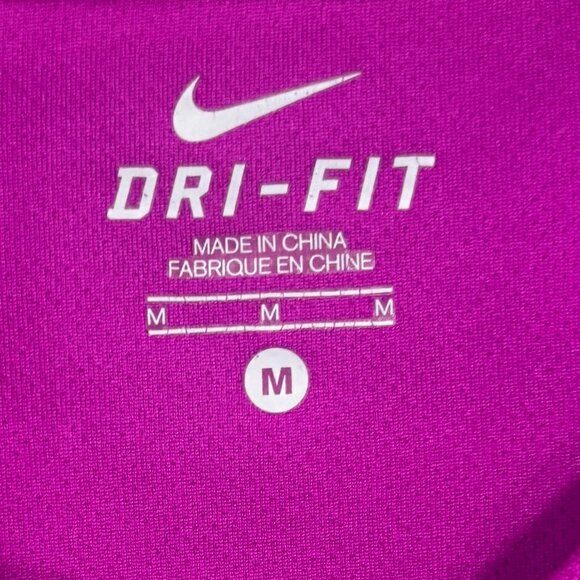 Women's Nike Dri Fit Long Sleeve V Neck - Preowned - Size M - - Picture 2 of 3